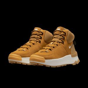 NEW Nike City Classic Women's Boots Shoes 7 $150